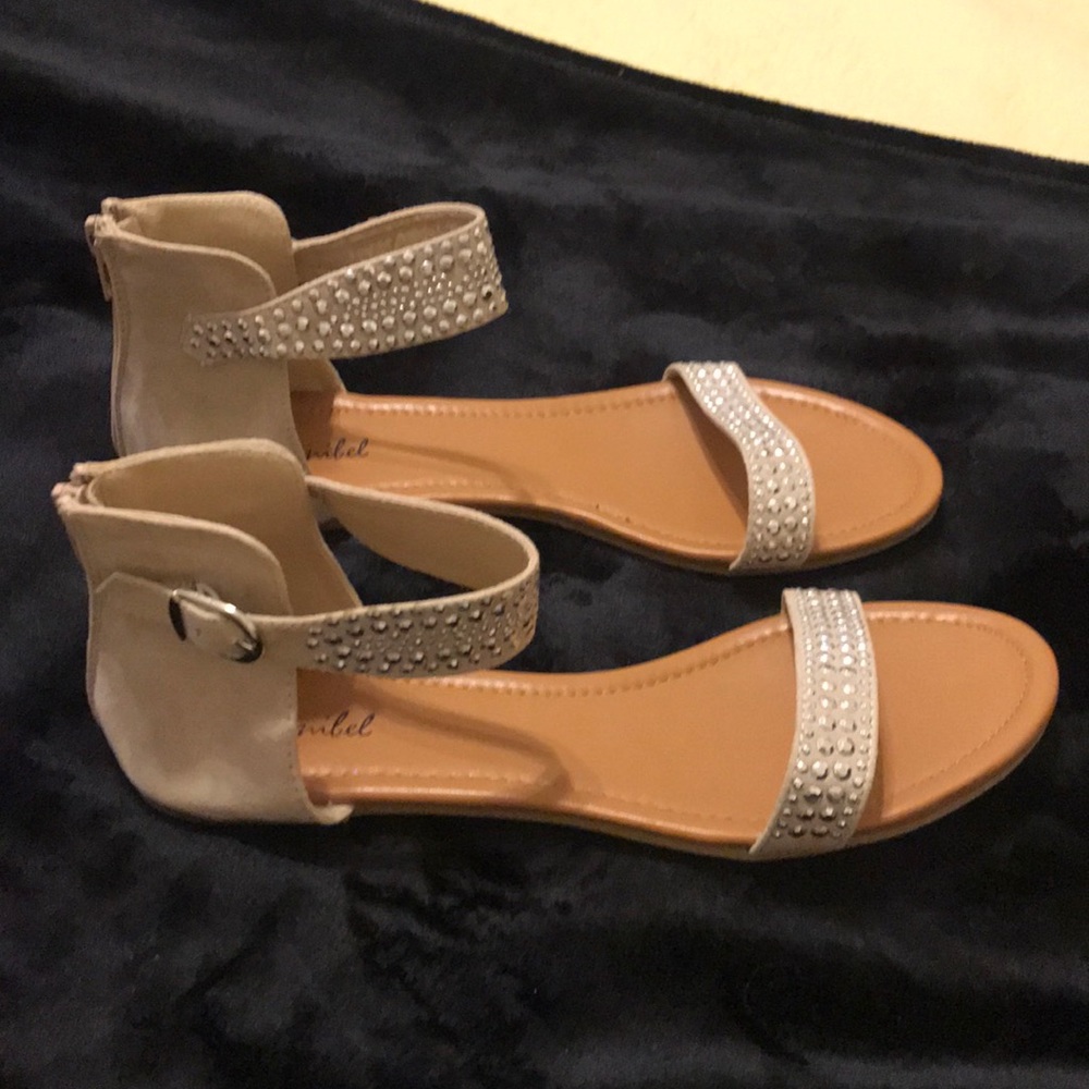 Sandals - Picture 3 of 3